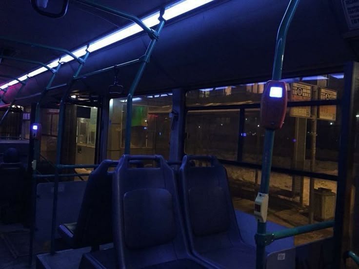비 오는 날 버스 안 분위기 .jpg | 인스티즈