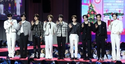 25일,가요대전 레드카펫 보이그룹들 | 인스티즈