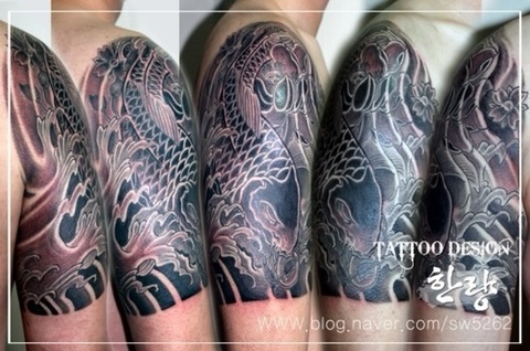 둘중에 더 지독한 문신충을 뽑아보는 달글 | 인스티즈