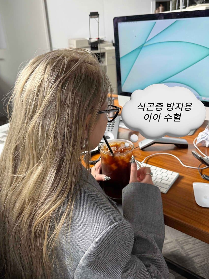 스엠이 니들 취향 몰라서 다 시도해봤어 라고 말하는거 같은 보아 정규 11집 컨셉.jpgif | 인스티즈