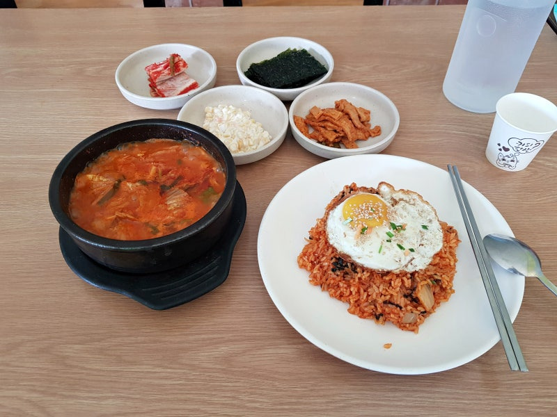 외국인이 매일 김치를 먹냐고 물어보면 한국인이 보여준다는 식사짤 | 인스티즈