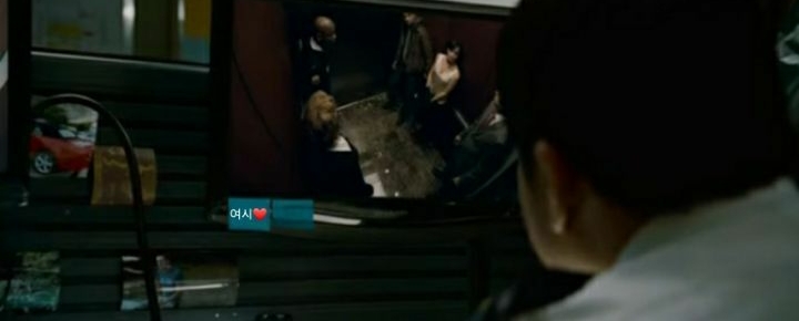 고층 건물 엘리베이터에 갇힌 5명. 이들 중 1명은 사람이 아니다. 데블 | 인스티즈