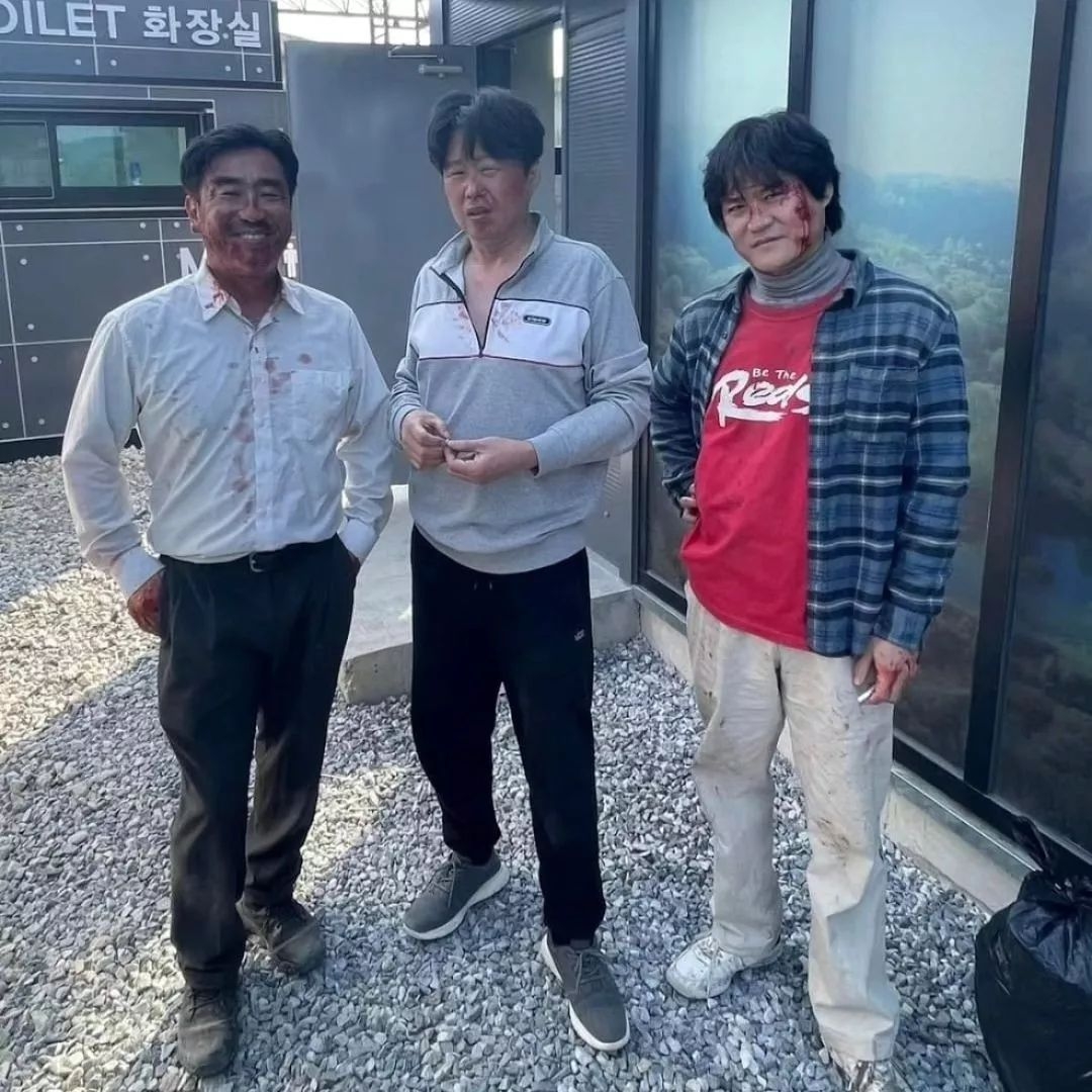 촬영장 조금이라도 벗어나면 개큰일남 | 인스티즈