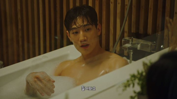 공무원 남자가 여자 출장 숙소에 몰래 들어와있는 신 연출한 드라마 (추가 및 수정) | 인스티즈