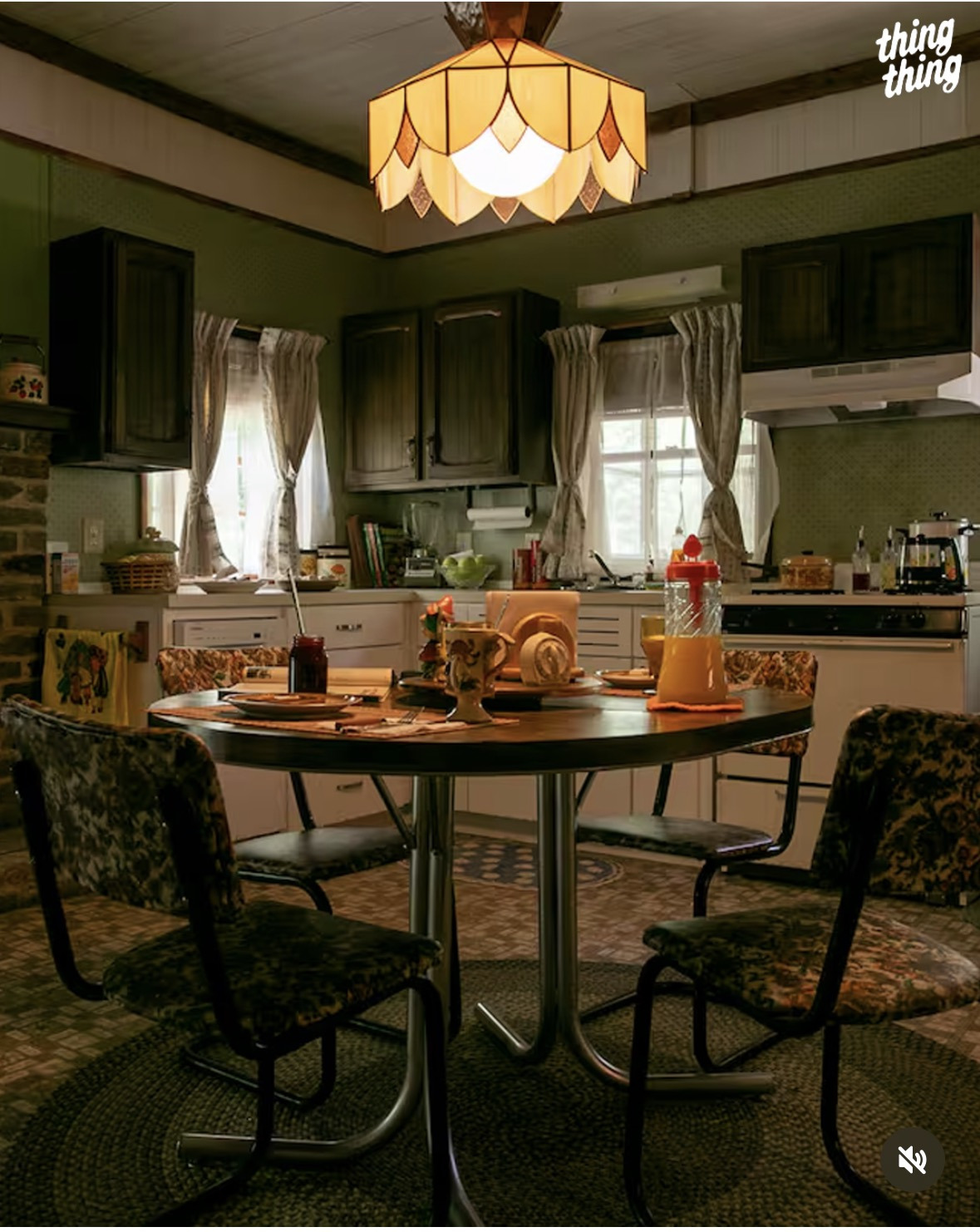 실제로 숙박 가능한 기묘한이야기 에어비앤비 | 인스티즈