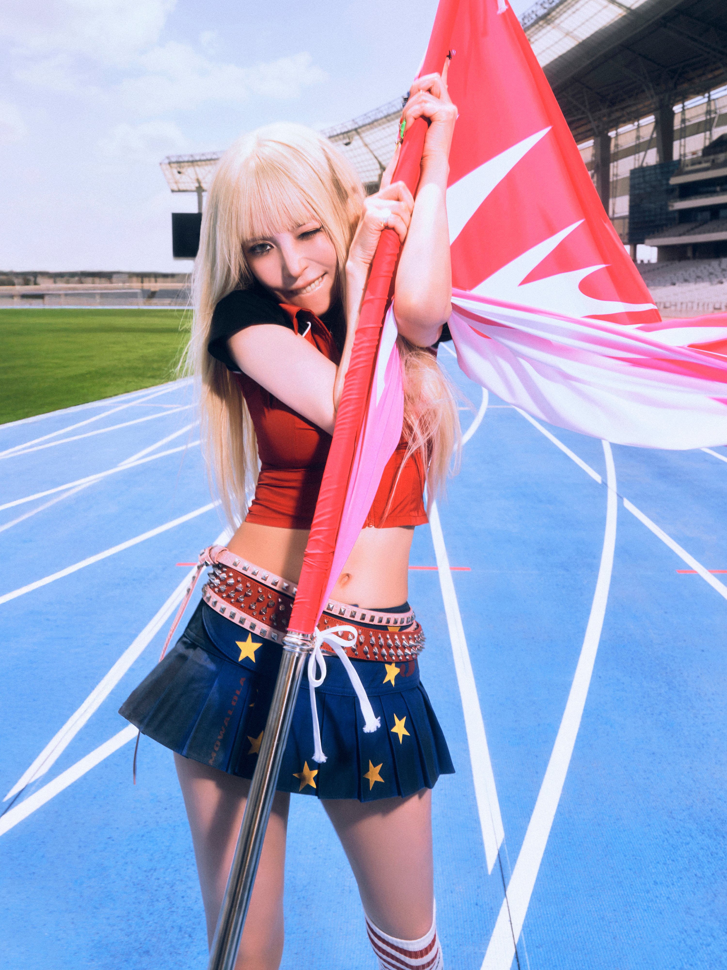 스엠이 니들 취향 몰라서 다 시도해봤어 라고 말하는거 같은 보아 정규 11집 컨셉.jpgif | 인스티즈