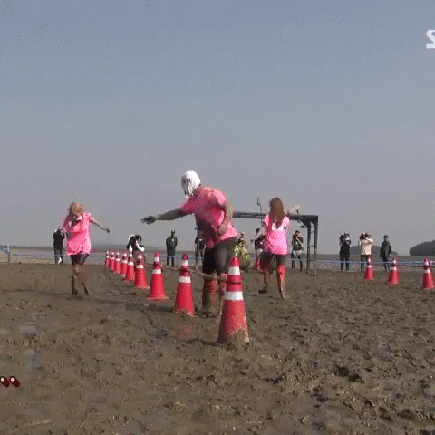 서커스 하는 태연.gif | 인스티즈