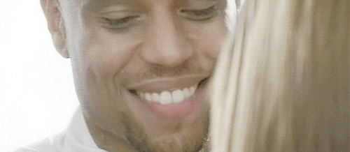 보자마자 함박웃음 짓게 되는 몸 좋은 흑남들 짤털 gif | 인스티즈