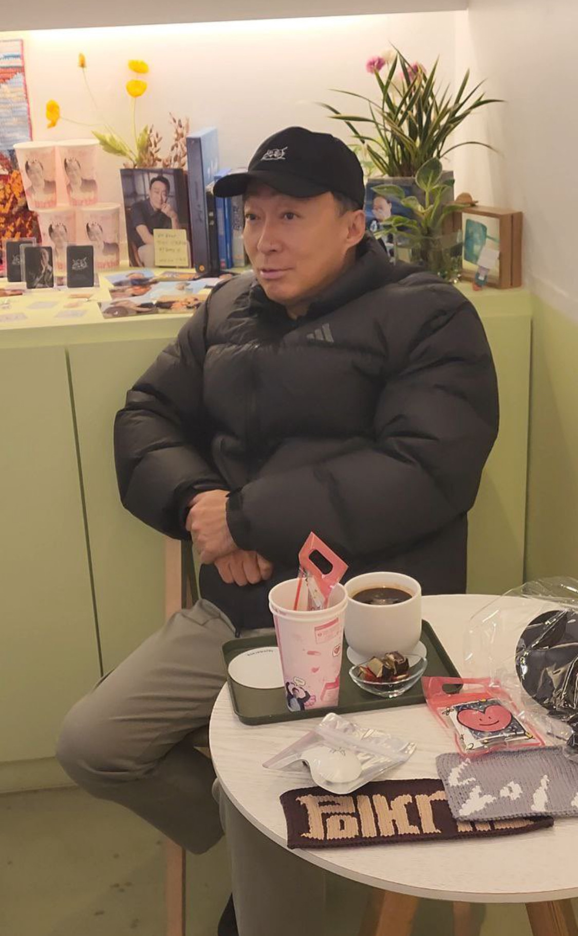 생카에 방문한 배우 이성민 | 인스티즈