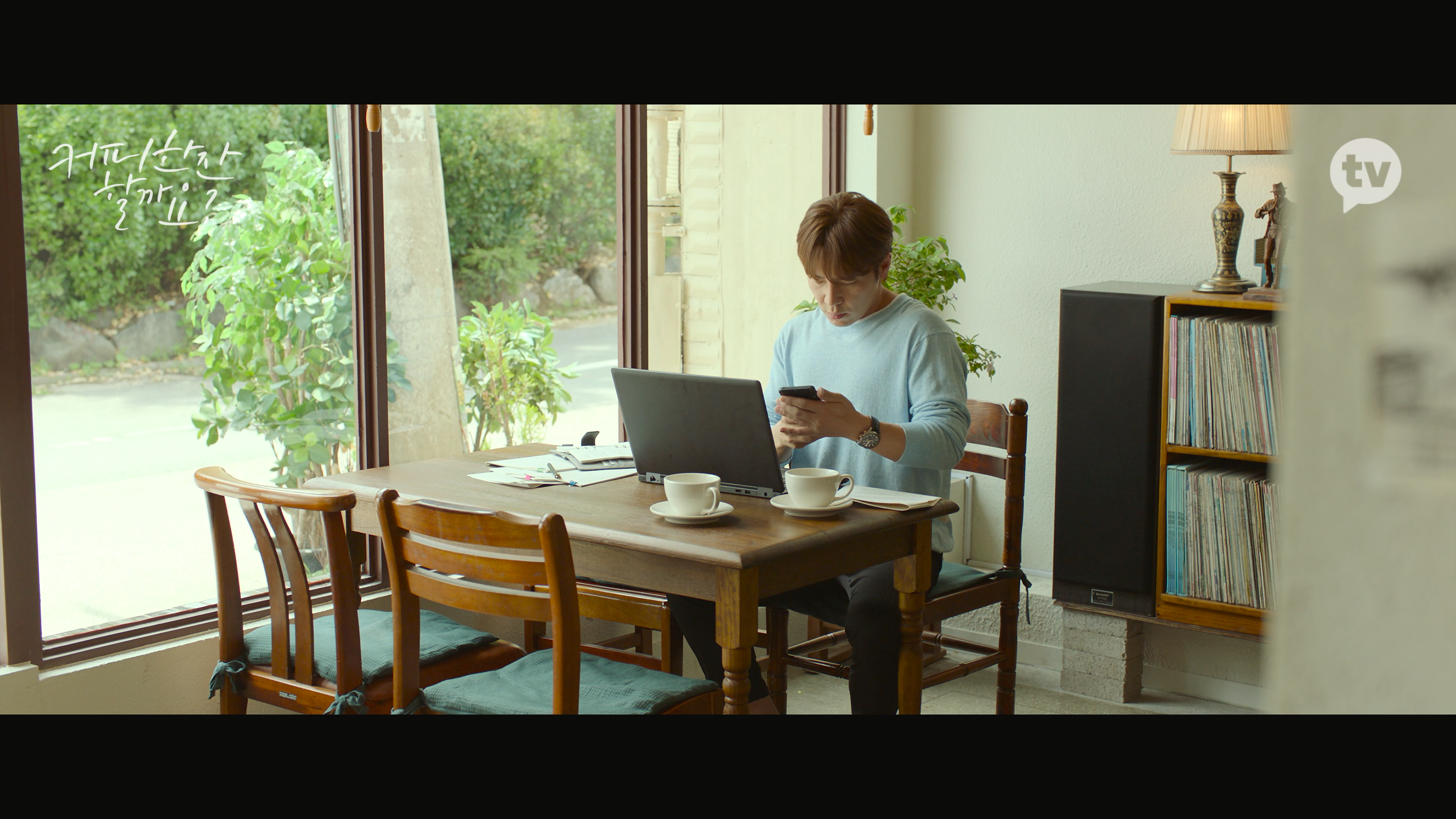 우리 카페에 매일 오는 손님이 있는데 완전 진상임.jpg | 인스티즈