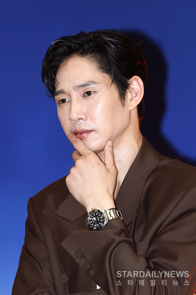 오늘자 배우 박성훈,위하준,강태오 기사사진 | 인스티즈
