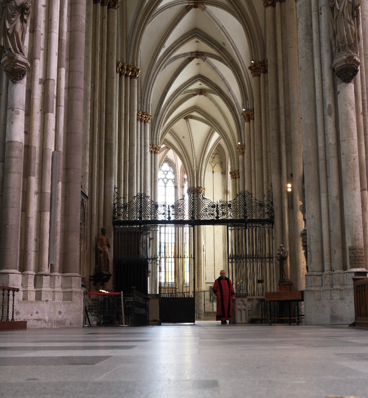 632년 걸려서 지은 쾰른 대성당 | 인스티즈