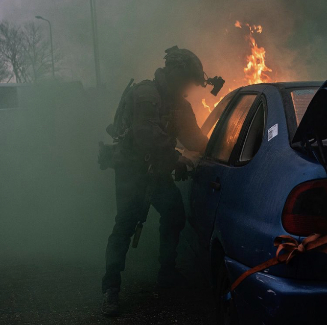 우크라이나에 봉사하러간 미국청년들 근황 | 인스티즈