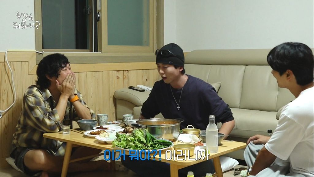 주우재 가방보고 비슷한거 만원짜리 따라서 산 이이경 | 인스티즈