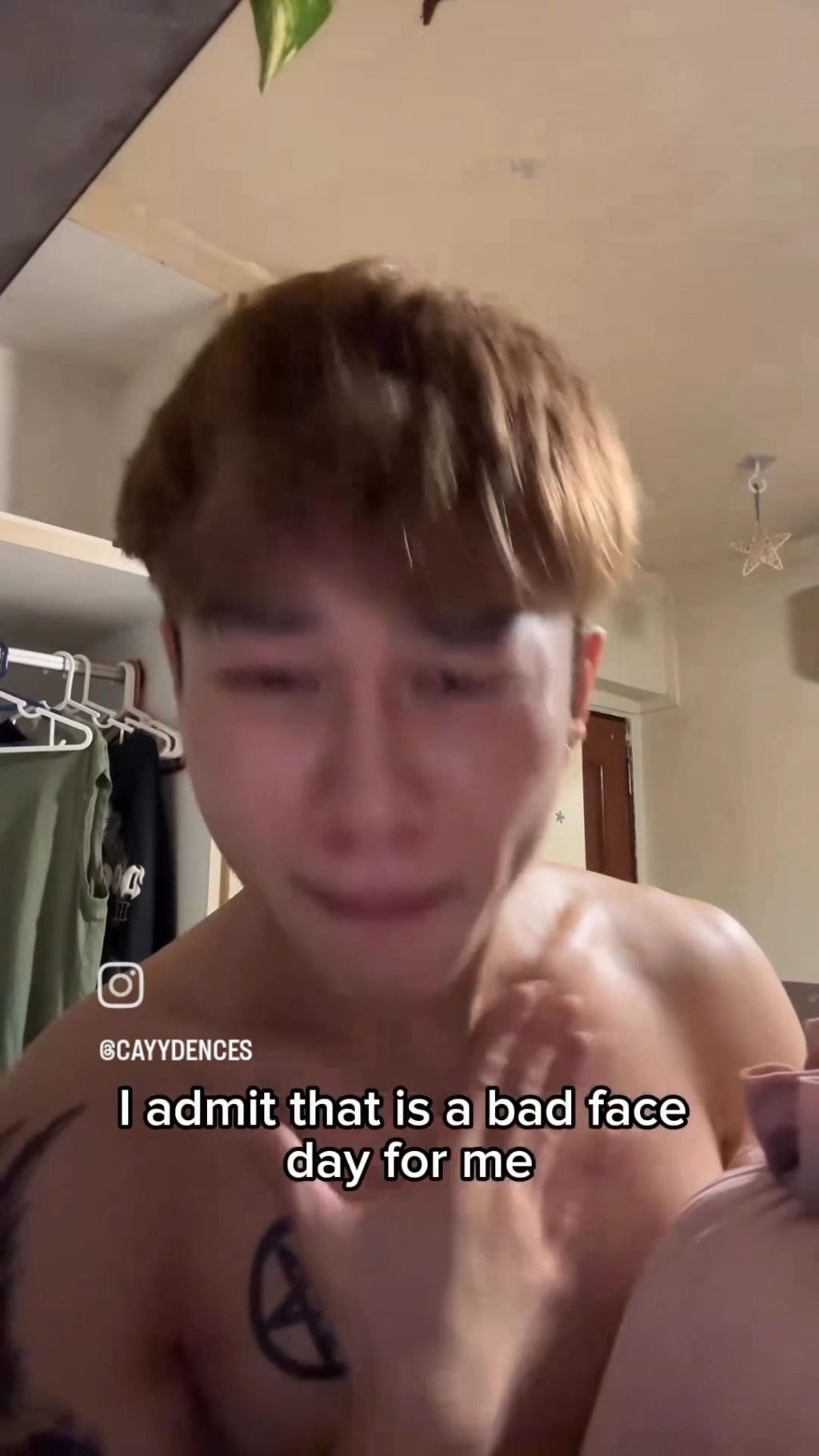 친구가 사진 못찍는다고 구박하면서 계속 찍어달라고하지마 제발 | 인스티즈