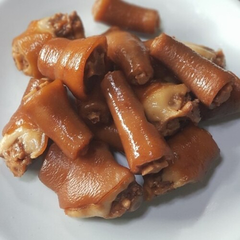 무슨맛일지 궁금한 돼지꼬리 - 악플달면 쩌리쩌려버려 - ＊여성시대＊ 차분한 20대들의 알흠다운 공간 무슨맛일지 궁금한 돼지꼬리