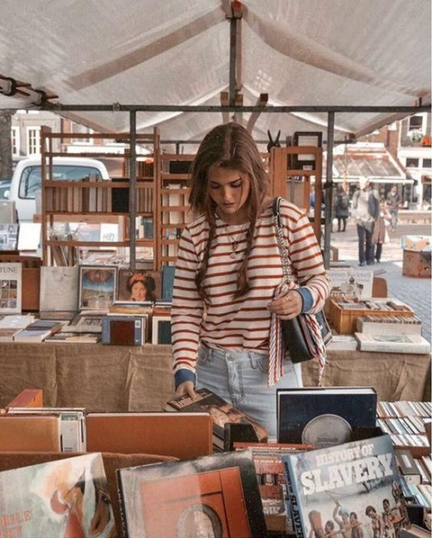 가을엔 따뜻한 라떼 한 잔과 함께 책을 읽어볼까요 ☕️📖 | 인스티즈