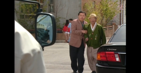 폐장 30분 남은 놀이공원 도착해 제대로 뽕 뽑는 가족.jpgif | 인스티즈