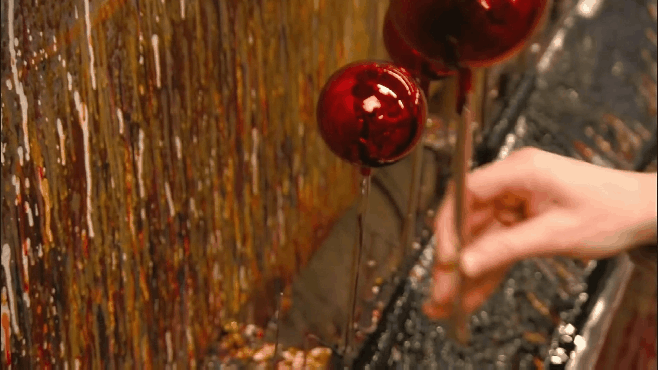 크리스마스 트리의 오너먼트는 어떻게 만들어질까?...gif | 인스티즈