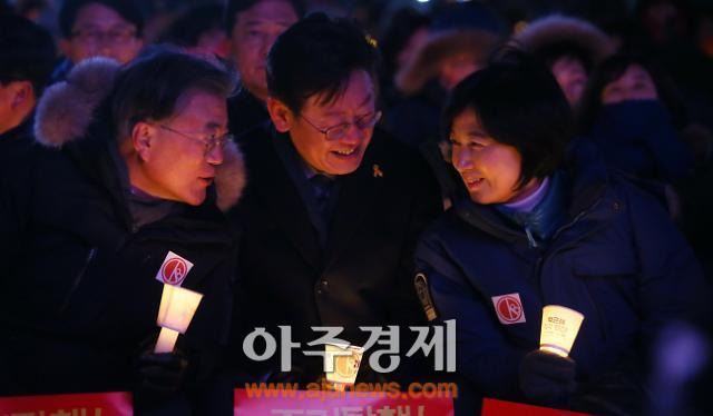 찬대: 성남시장할 때가 제일 행복했다고 해서 사람들이 많이 우시더라고요~ 재명: 그래요? 진짜.. 진짜 그랬어 | 인스티즈