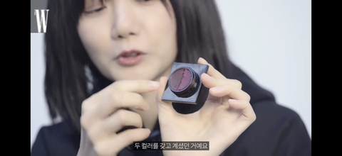 물건을 진짜 오래, 심플하게 쓰는 배두나 왓츠인마이백.jpg | 인스티즈