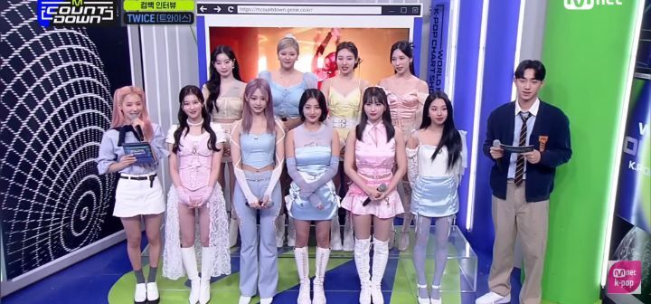 엠카에서 생방송으로 저녁 데이트 잡는 아이돌 | 인스티즈