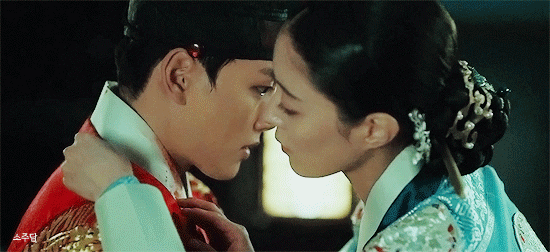 한복입고하는로맨스가최고라고생각함 | 인스티즈