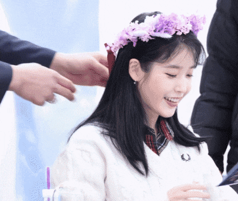 아이유 경호원이 하는 일.jpg | 인스티즈