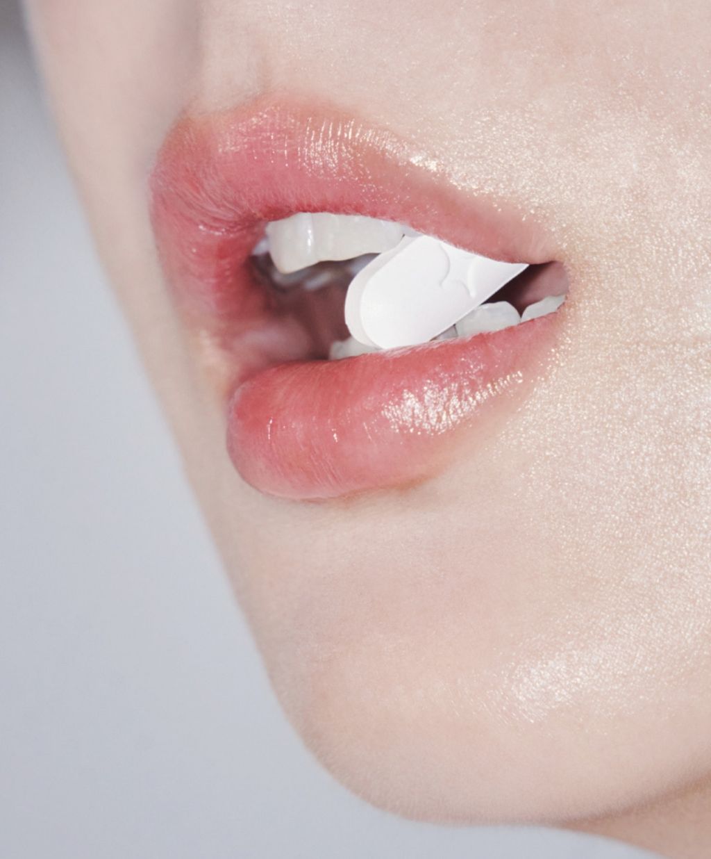 트위터에서 섬뜩하다고 말 나오고 있는 비타민 광고 | 인스티즈