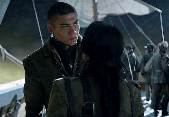 양덕들은 벌써 럽라로 싸운다는 로판재질 넷플릭스 새 판타지 드라마 | 인스티즈