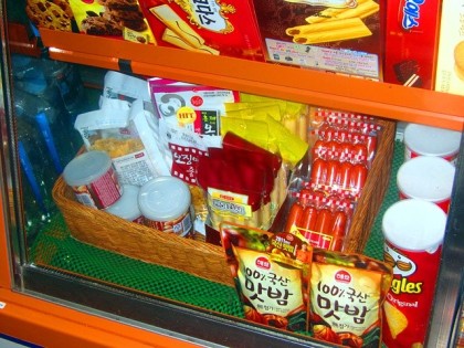 삶은계란,버터오징어.. 이제는 자판기가 대신한 추억이 되어버린 홍익회 기차 간식카트 | 인스티즈