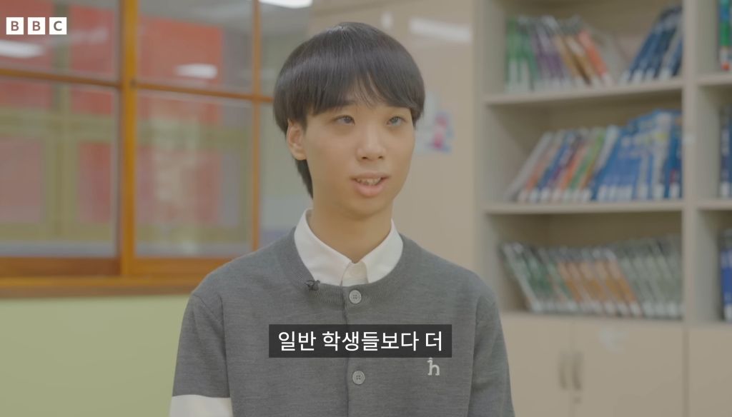 '밤 10시 종료' 가장 긴 수능을 치르는 학생들 | 인스티즈