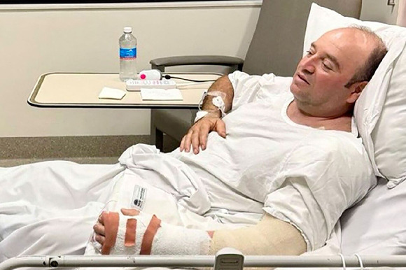 시드니 총격 테러범 맨몸으로 제압한 '시민영웅'⋯성금 24억원 받아 | 인스티즈