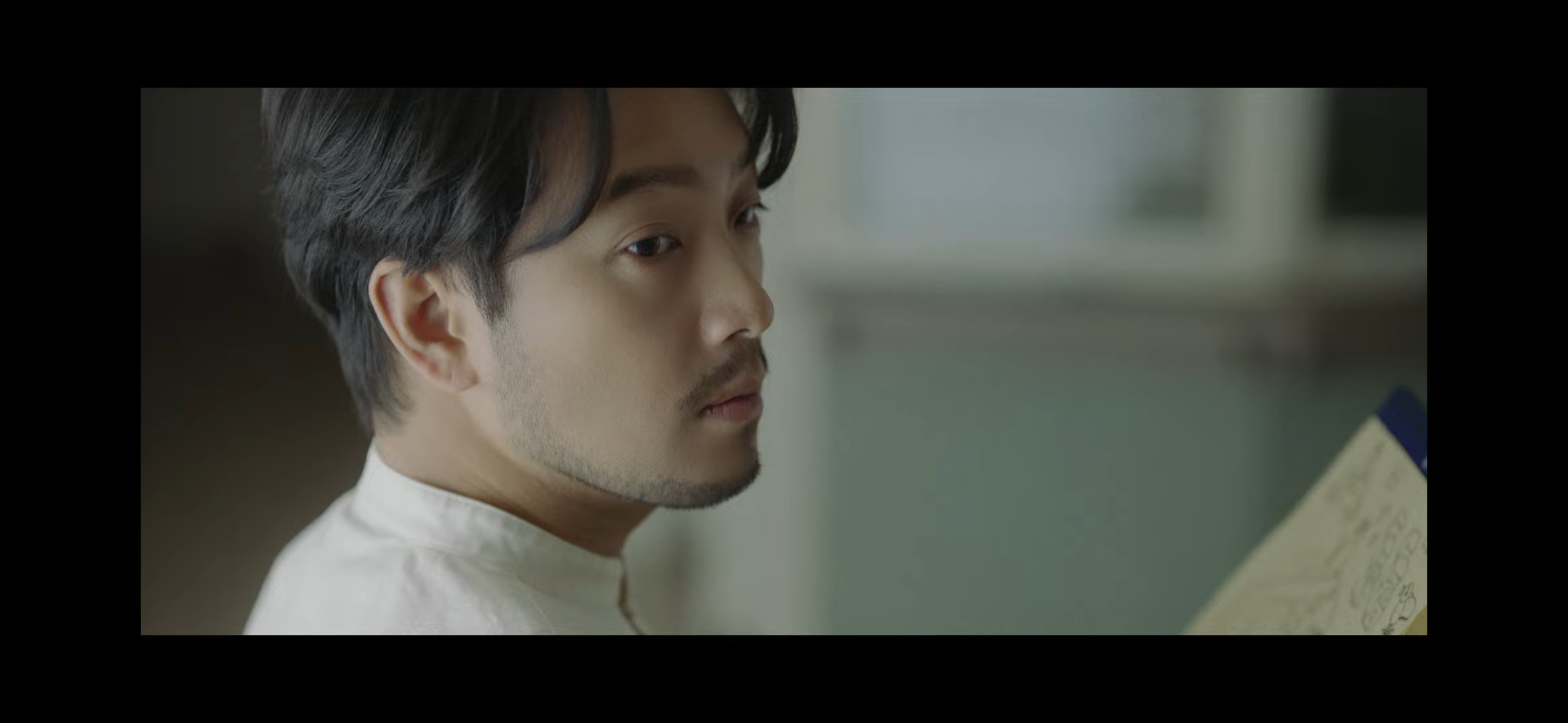 뉴진스 신곡 뮤직비디오에 깜짝출연한 침착맨 | 인스티즈