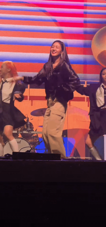 뉴진스 하입보이 추는데 몸 잘쓰는 김고은 | 인스티즈