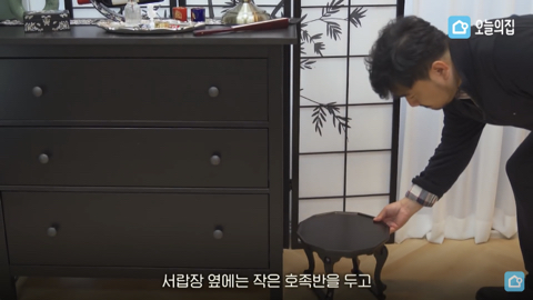 한국적인 감성과 현대 소품을 사용해 방꾸미기 | 인스티즈