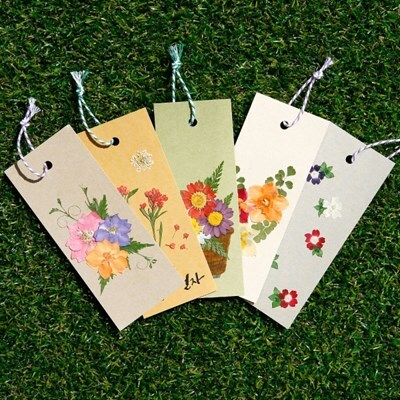 즐거운 독서를 위한 필수적이지 않은 여러 독서템 | 인스티즈