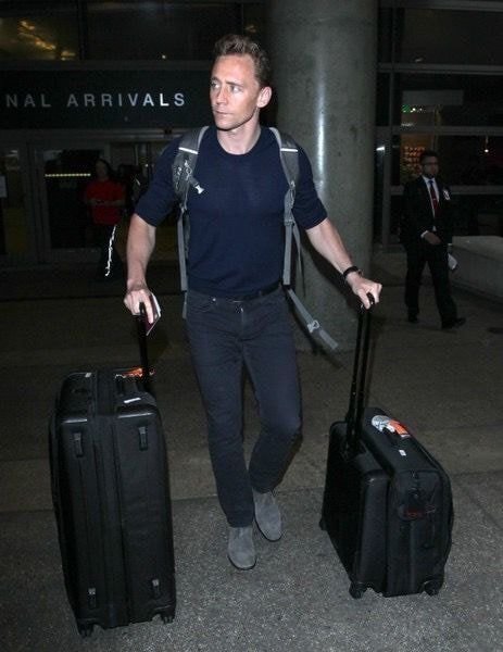 같은 옷만 입고 다니기로 유명한 해외 배우 | 인스티즈