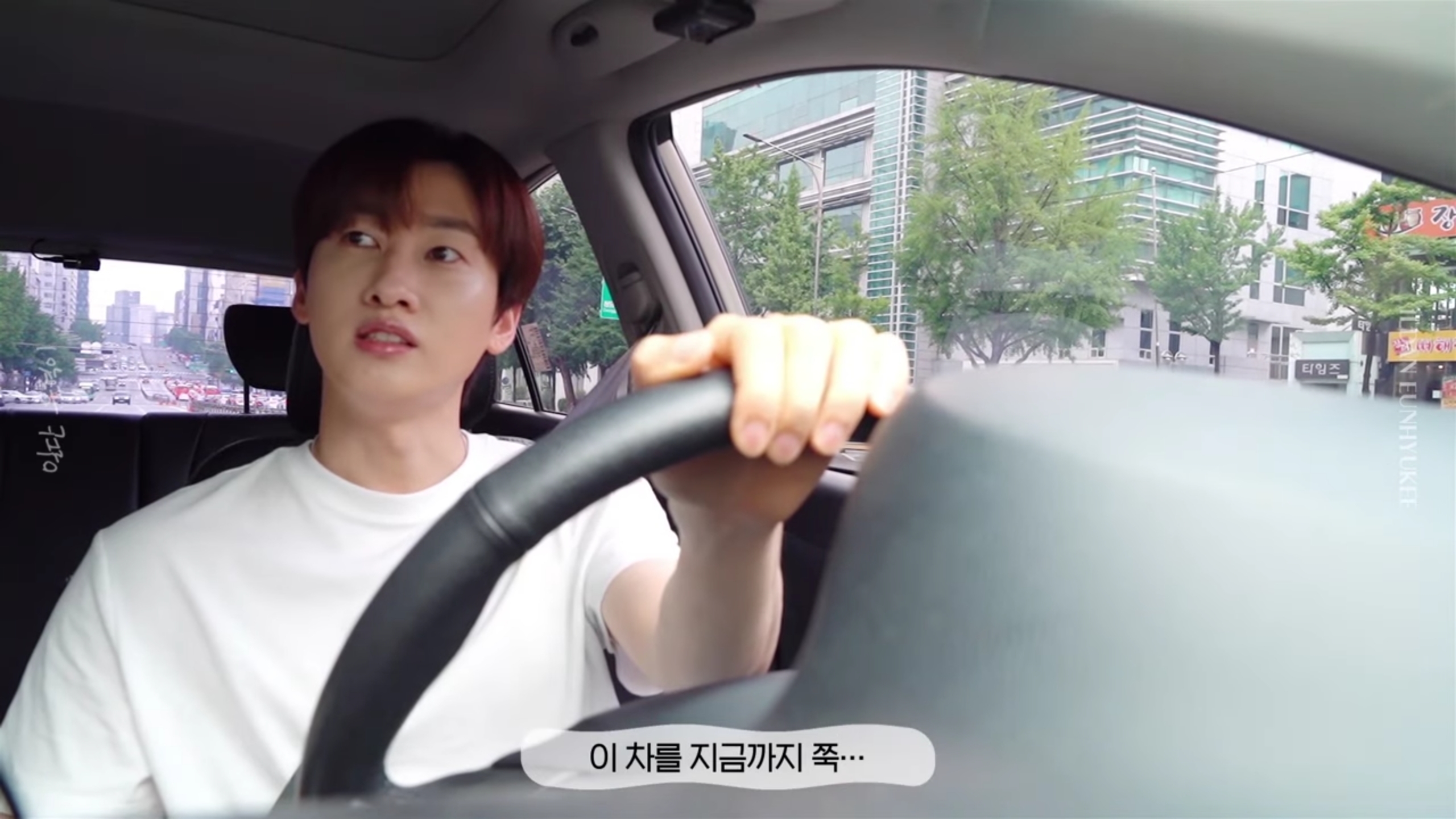 슈퍼주니어 은혁이 타는 차.jpg | 인스티즈