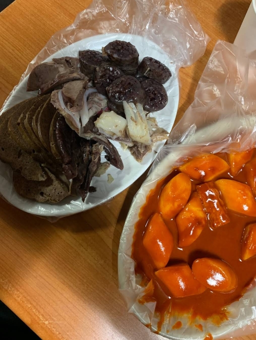 수원 남문 매운오뎅 - 악플달면 쩌리쩌려버려 - ＊여성시대＊ 차분한 20대들의 알흠다운 공간 수원 남문 매운오뎅