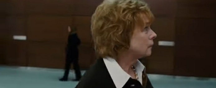 고층 건물 엘리베이터에 갇힌 5명. 이들 중 1명은 사람이 아니다. 데블 | 인스티즈