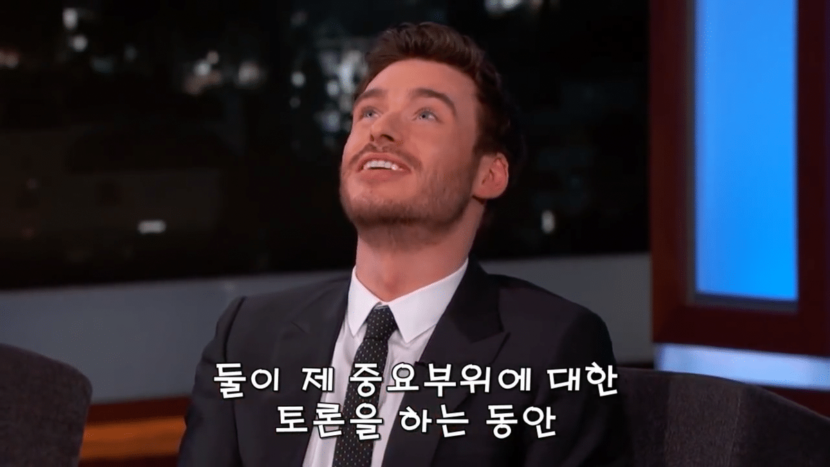 남자배우들이 꽉 끼는 타이즈를 입을때 중요부위를 가리는 방법.jpg | 인스티즈