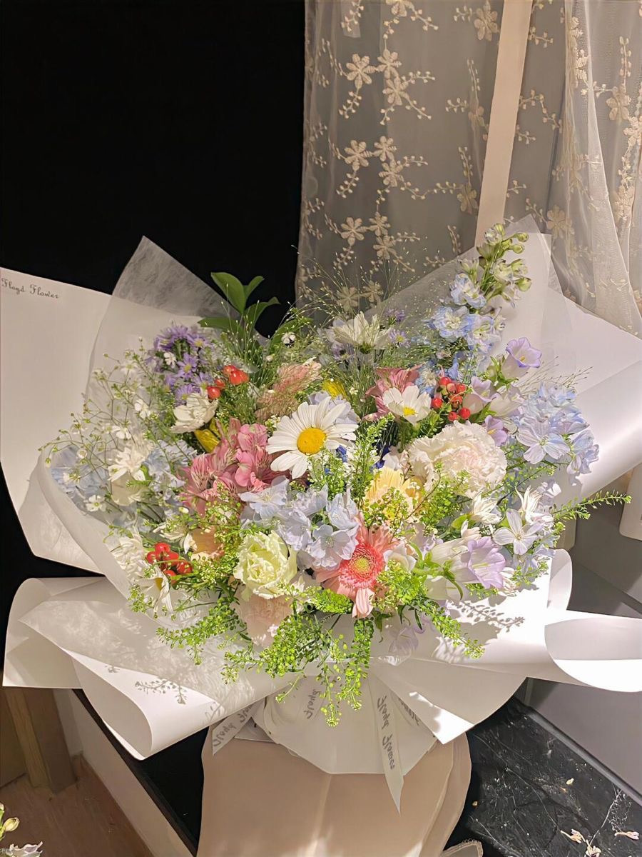 🙋: 싼티 안 나는 걸로 주세요... 주문하신 꽃다발 나왔습니다 💐🪻 | 인스티즈