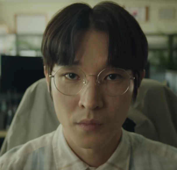 안경을 쓰는순간 관계한 사람이 보인다 [안경 쓴다 vs 안 쓴다] | 인스티즈