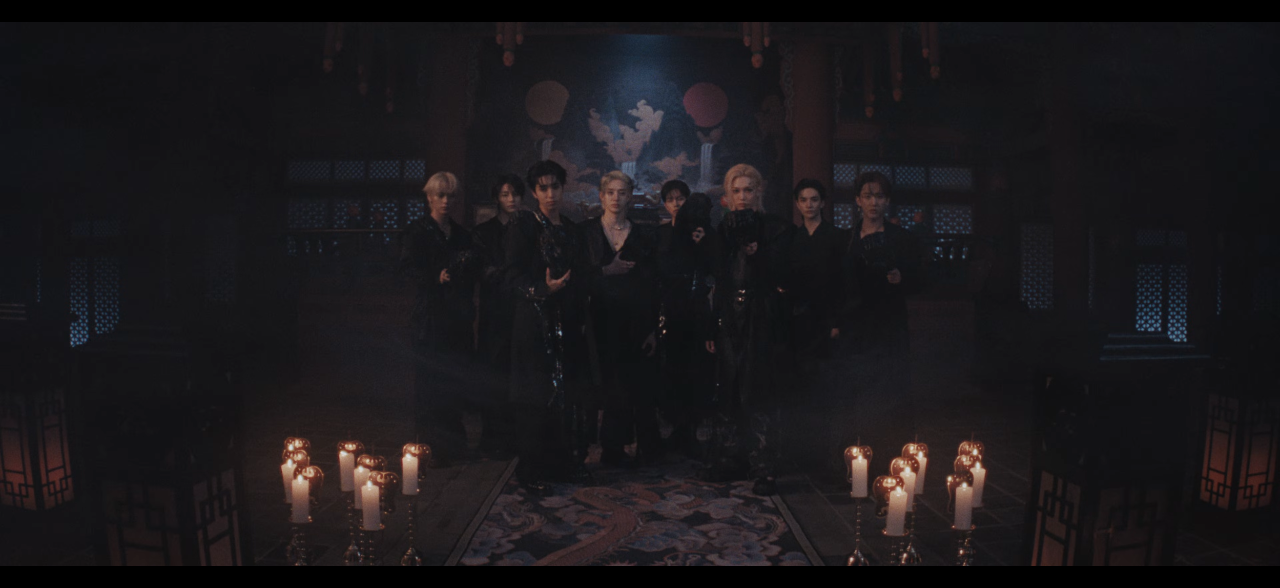 스트레이키즈(StrayKids) "신선놀음(DIVINE)" M/V | 인스티즈