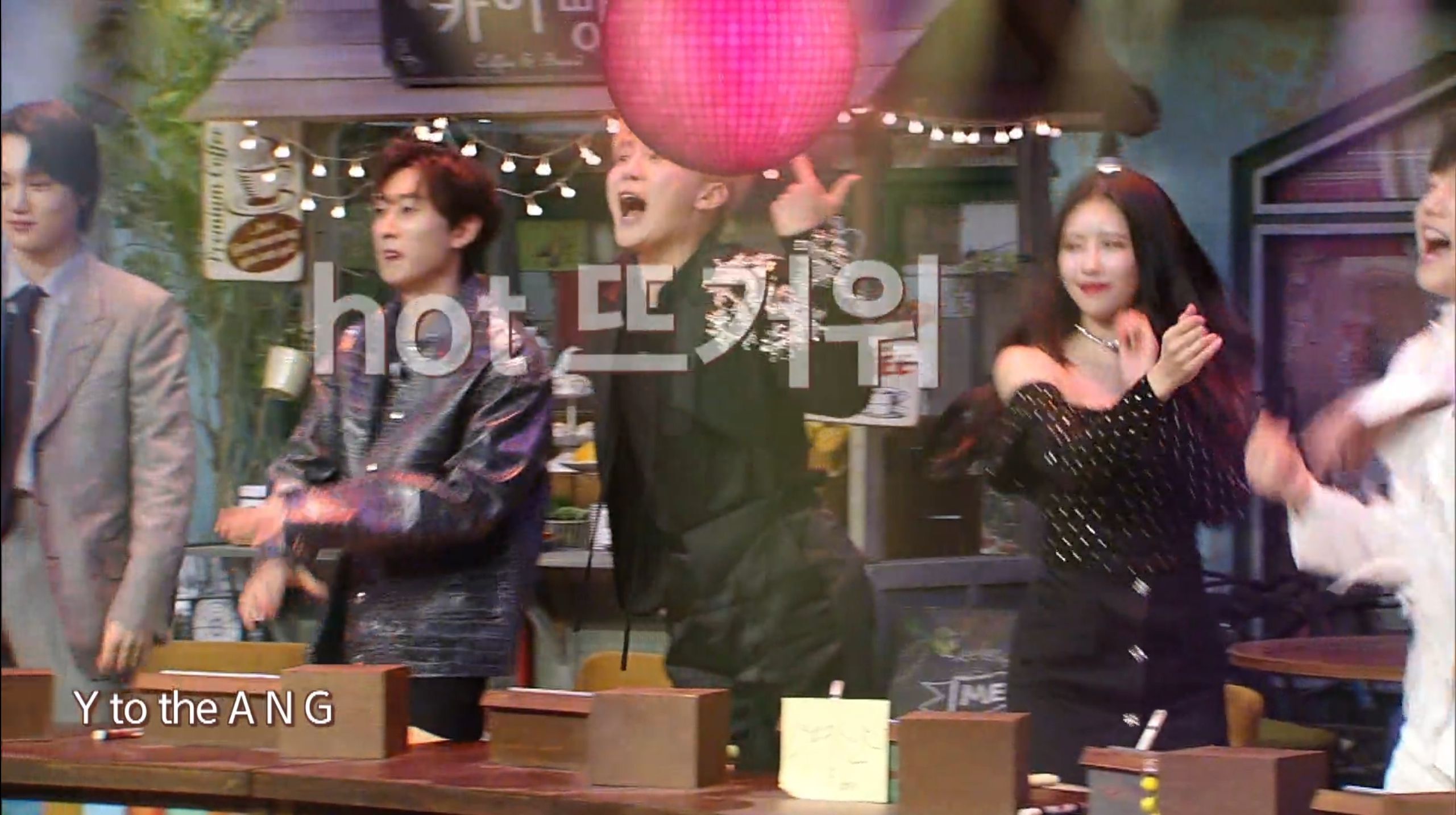 아이돌들에게 아이돌 노래 받아쓰기를 시키면 안 되는 이유.jpg (티빙 놀토 스핀오프 아받대 첫 공개) | 인스티즈