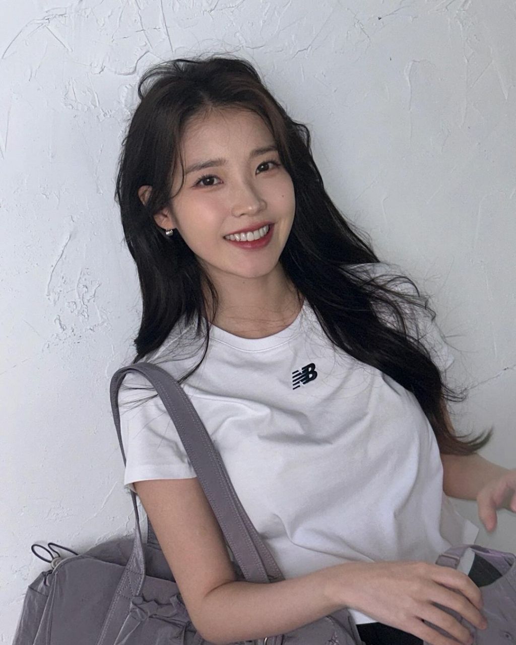 아이유 인스타 업댓 | 인스티즈
