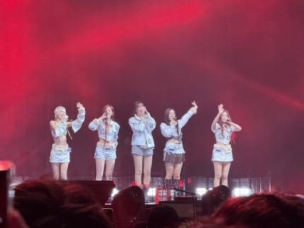 뉴진스 둘러싼 기이한 '과열 보도'…김새론 떠난 지 얼마 됐다고 | 인스티즈