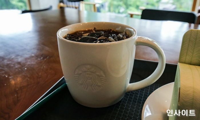 인기에 비해 커피맛 호불호 꽤 갈린다는 프랜차이즈 카페 | 인스티즈