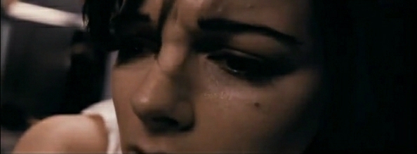 고층 건물 엘리베이터에 갇힌 5명. 이들 중 1명은 사람이 아니다. 데블 | 인스티즈